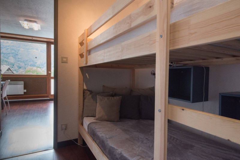 _clients_106517002_photos_244i_8599952 _clients_106517002_photos_244i_8599952