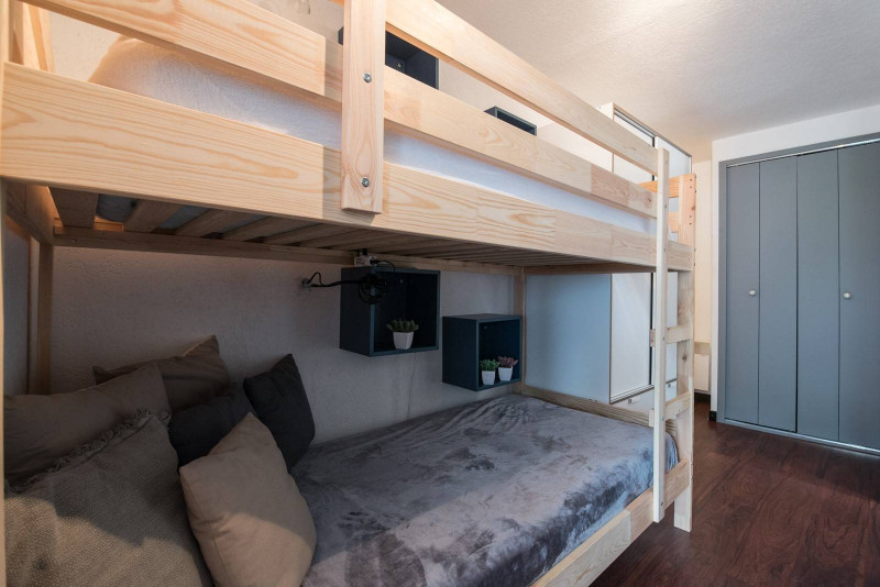 _clients_106517002_photos_244j_8521962