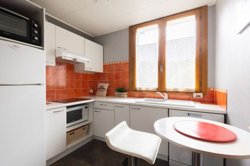 _clients_106517002_photos_301j_8414110