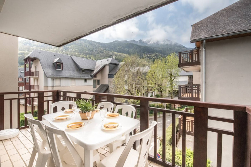 _clients_106517002_photos_302j_8154387