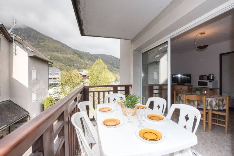 _clients_106517002_photos_302k_7770463