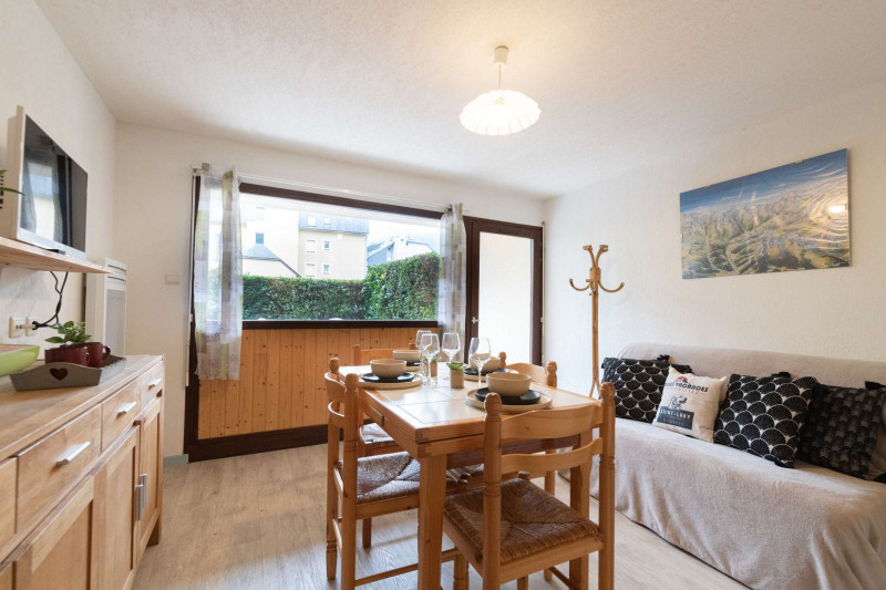 _clients_106517002_photos_32b_7959439