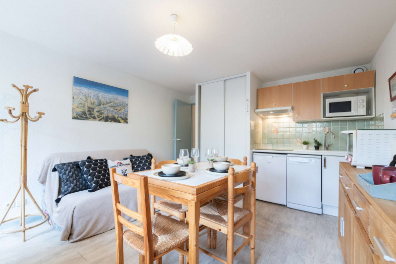 _clients_106517002_photos_32c_7947347