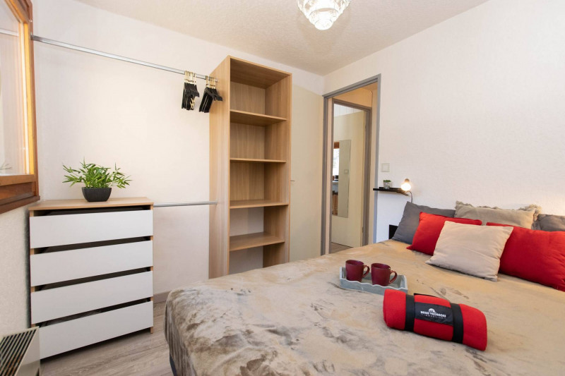 _clients_106517002_photos_337j_8516317