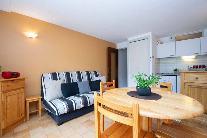 _clients_106517002_photos_341c_7880324 _clients_106517002_photos_341c_7880324