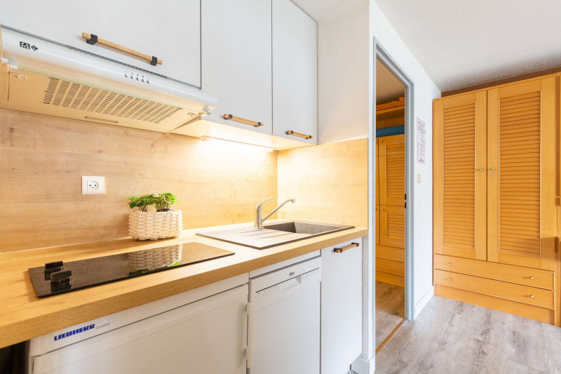 _clients_106517002_photos_370x_8798046
