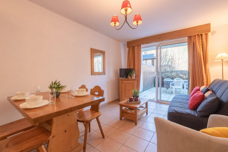 _clients_106517002_photos_377b_8378426