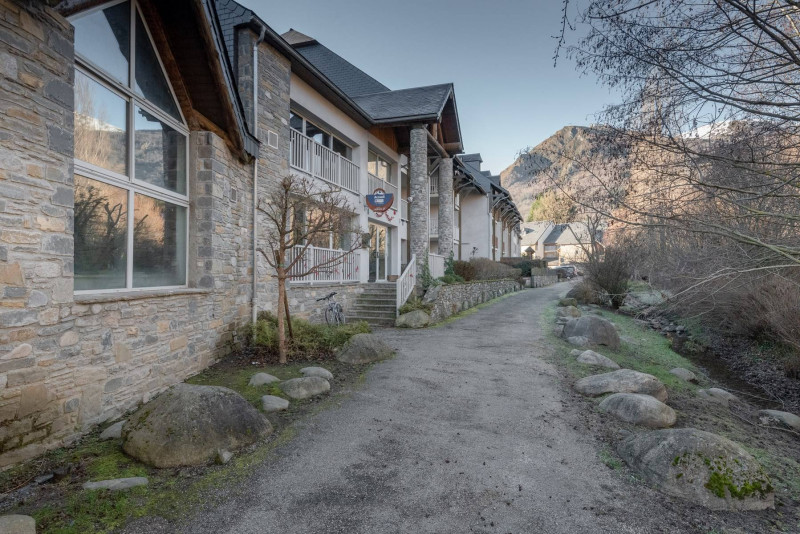 _clients_106517002_photos_377m_7836997