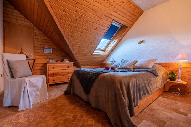 _clients_106517002_photos_383j_7861132 _clients_106517002_photos_383j_7861132