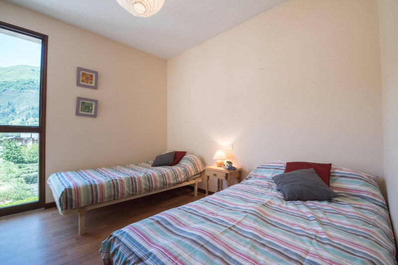 _clients_106517002_photos_3j_7836605