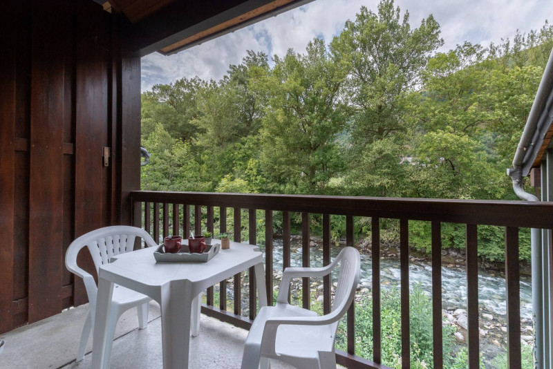 _clients_106517002_photos_406l_8396618