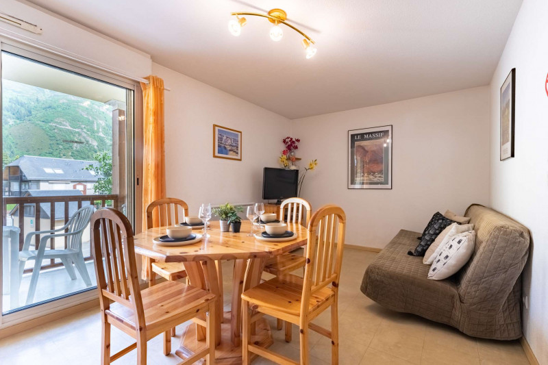 _clients_106517002_photos_412a_8510746