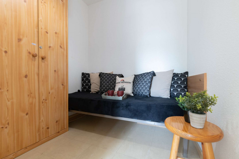 _clients_106517002_photos_412i_8426666