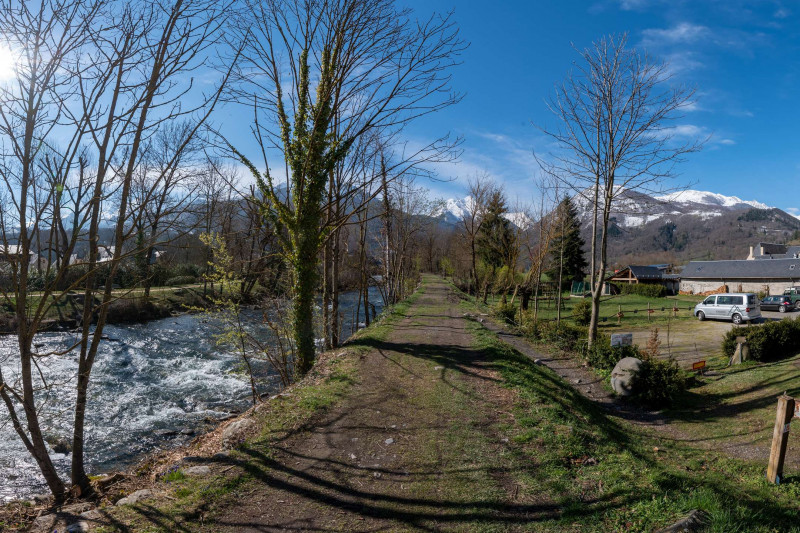 _clients_106517002_photos_418t_8462796