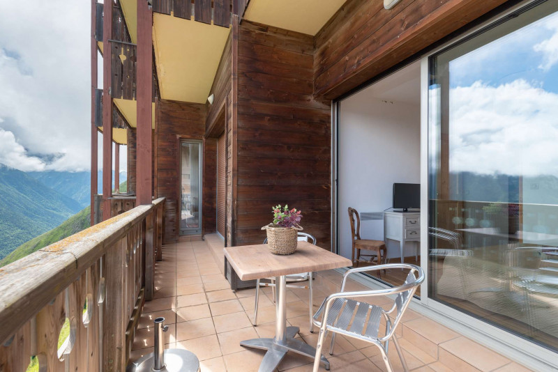 _clients_106517002_photos_434i_8094009