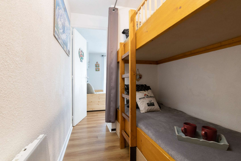 _clients_106517002_photos_444h_7990240