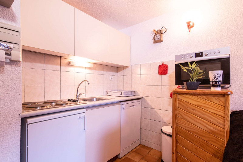 _clients_106517002_photos_469d_8565021 _clients_106517002_photos_469d_8565021