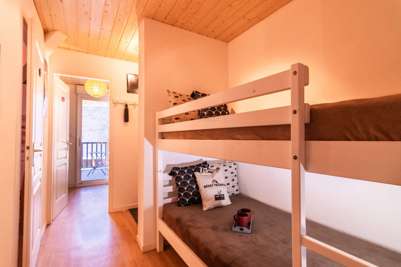 _clients_106517002_photos_473j_8391006