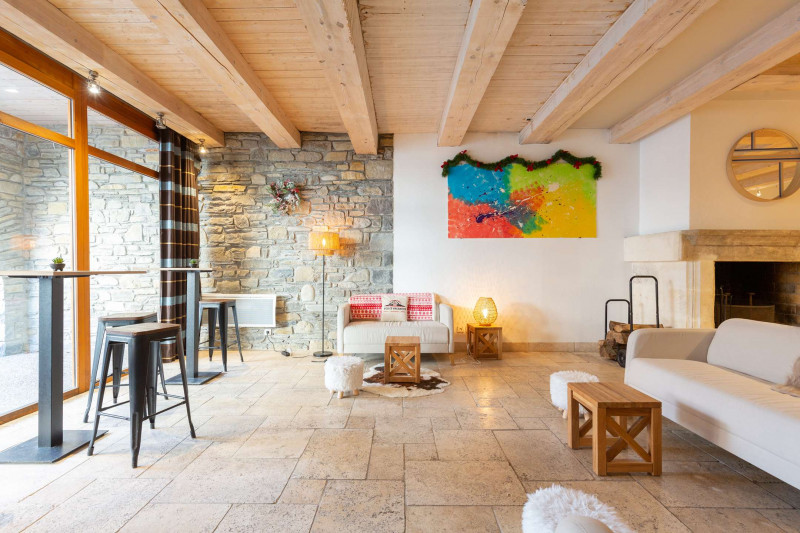 _clients_106517002_photos_483p_8684963