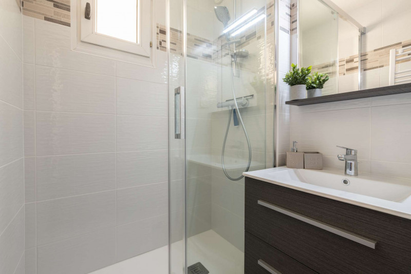 _clients_106517002_photos_4h_8312471