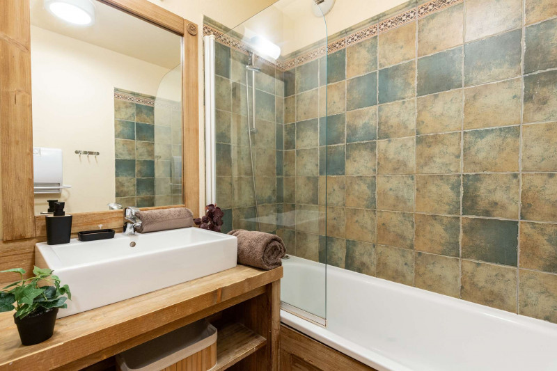 _clients_106517002_photos_500h_8469332