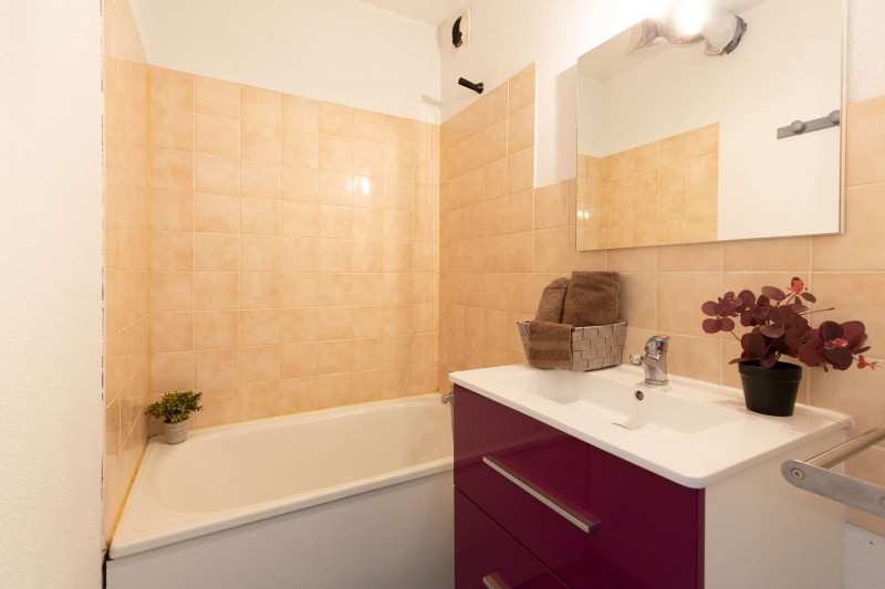 _clients_106517002_photos_527f_8427402