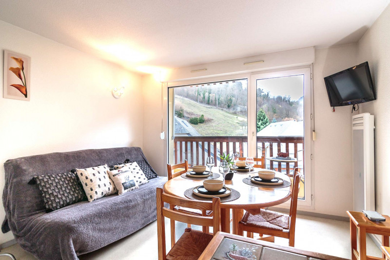 _clients_106517002_photos_536a_8367437 _clients_106517002_photos_536a_8367437