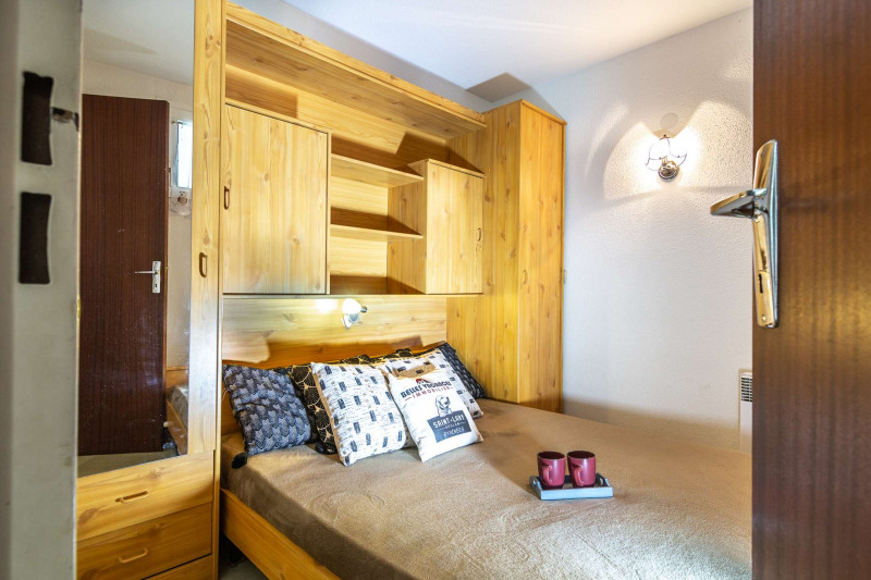 _clients_106517002_photos_536f_8667479