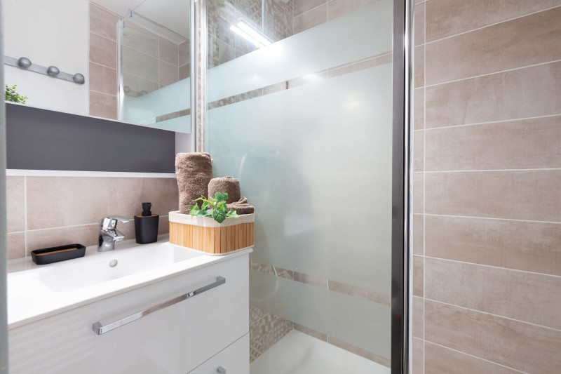 _clients_106517002_photos_551h_8673673