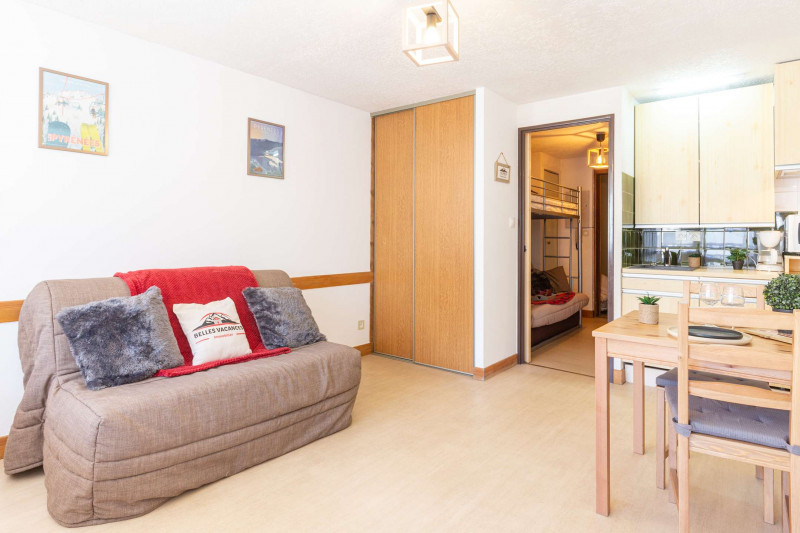 _clients_106517002_photos_552a_8715469