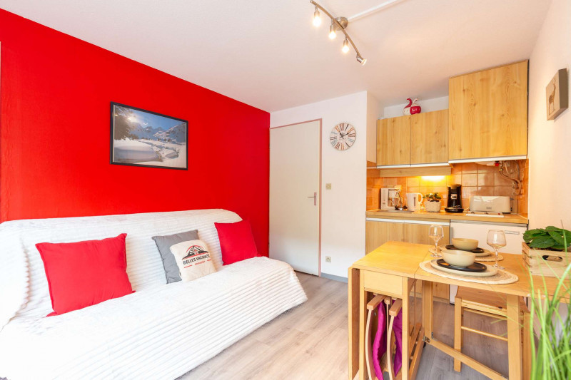 _clients_106517002_photos_565a_8373776