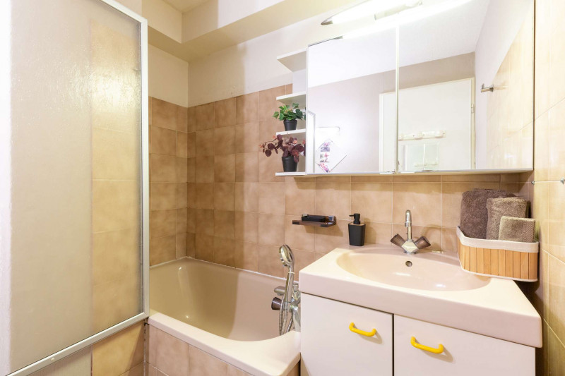 _clients_106517002_photos_571f_8559935