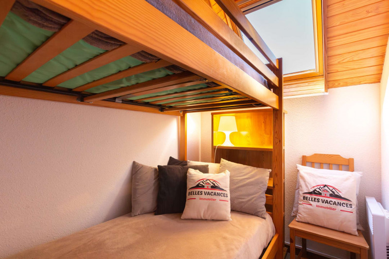 _clients_106517002_photos_582j_8512079