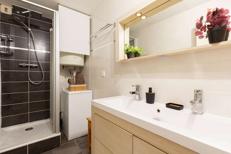 _clients_106517002_photos_588e_8584125 _clients_106517002_photos_588e_8584125