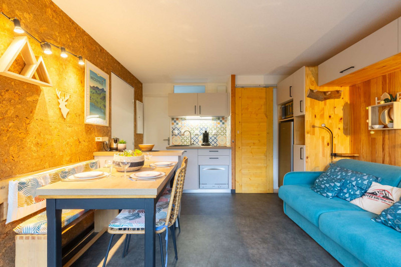 _clients_106517002_photos_593a_7760550 _clients_106517002_photos_593a_7760550