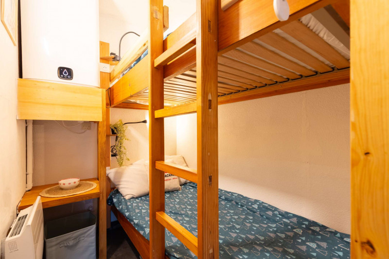 _clients_106517002_photos_593i_8685978