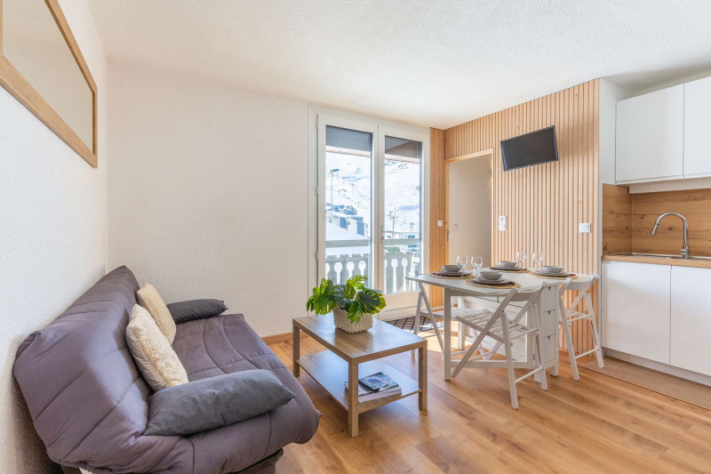 _clients_106517002_photos_595b_8662144