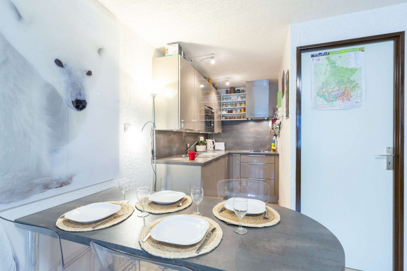 _clients_106517002_photos_596c_7961504 _clients_106517002_photos_596c_7961504