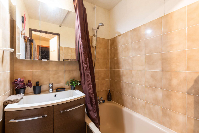 _clients_106517002_photos_596f_8416173