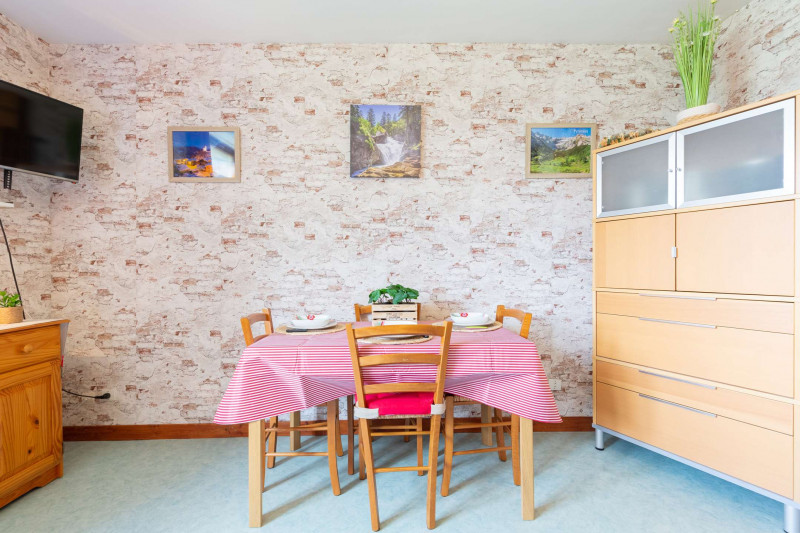 _clients_106517002_photos_599d_8452190