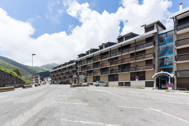 _clients_106517002_photos_599j_8205372