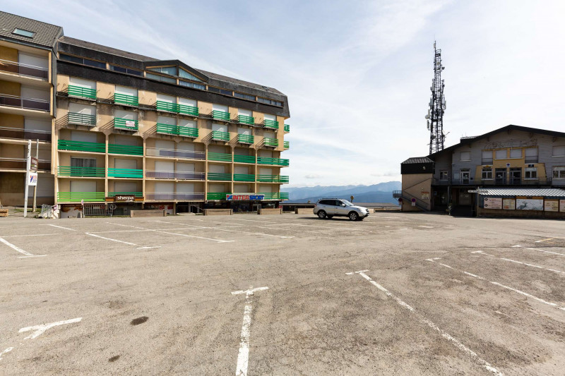 _clients_106517002_photos_608j_8464319