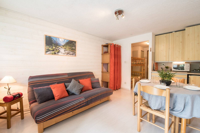 _clients_106517002_photos_615c_8181126 _clients_106517002_photos_615c_8181126