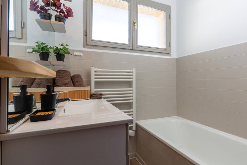 _clients_106517002_photos_617o_7820915