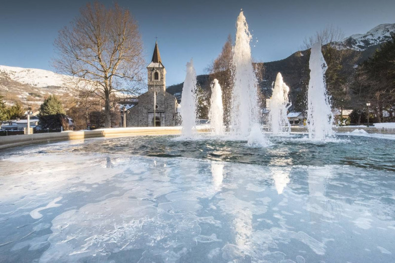 _clients_106517002_photos_617w_8114045