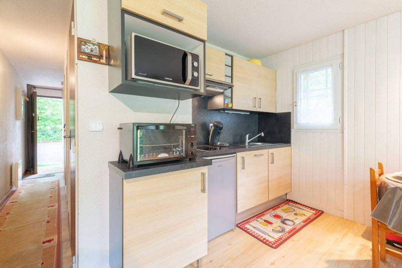 _clients_106517002_photos_623e_8077500