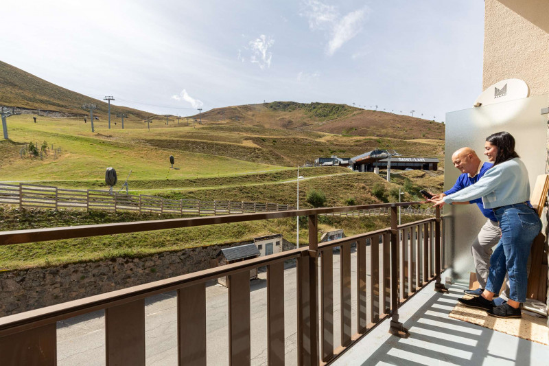 _clients_106517002_photos_633i_8668540