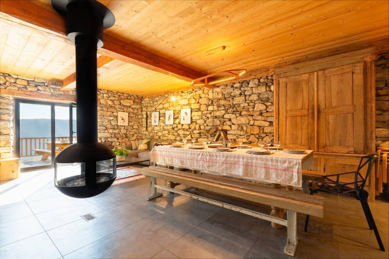 _clients_106517002_photos_639h_7785063