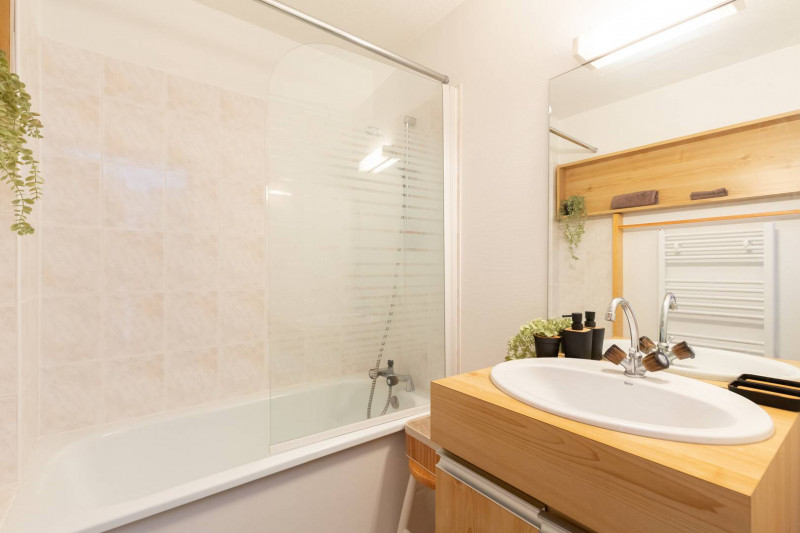 _clients_106517002_photos_643h_8416675