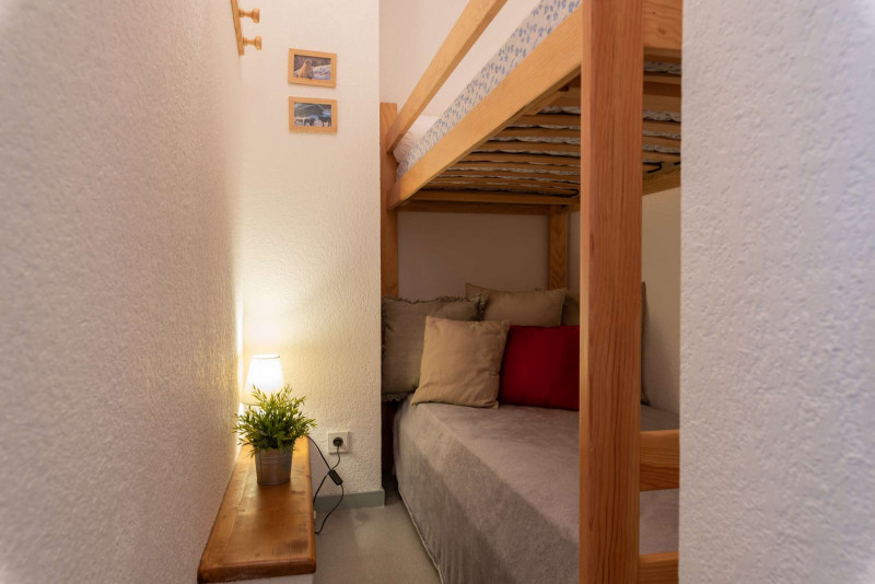 _clients_106517002_photos_72g_8187712